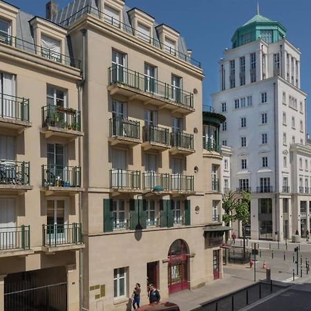 Lovely Apartment Close To A Big Shopping Mall Сери Екстериор снимка