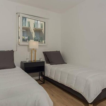 Lovely Apartment Close To A Big Shopping Mall Сери Екстериор снимка