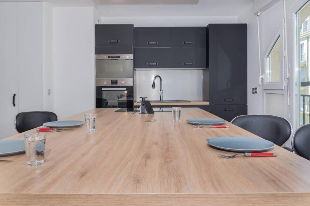 Lovely Apartment Close To A Big Shopping Mall Сери Екстериор снимка